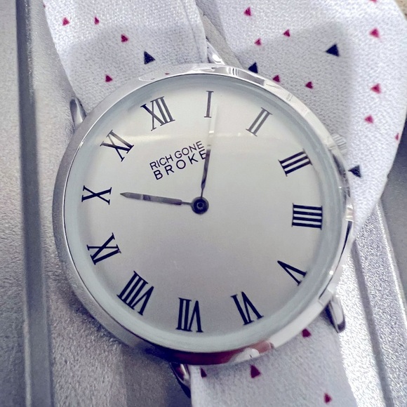 Rich gone broke watch - Picture 1 of 5